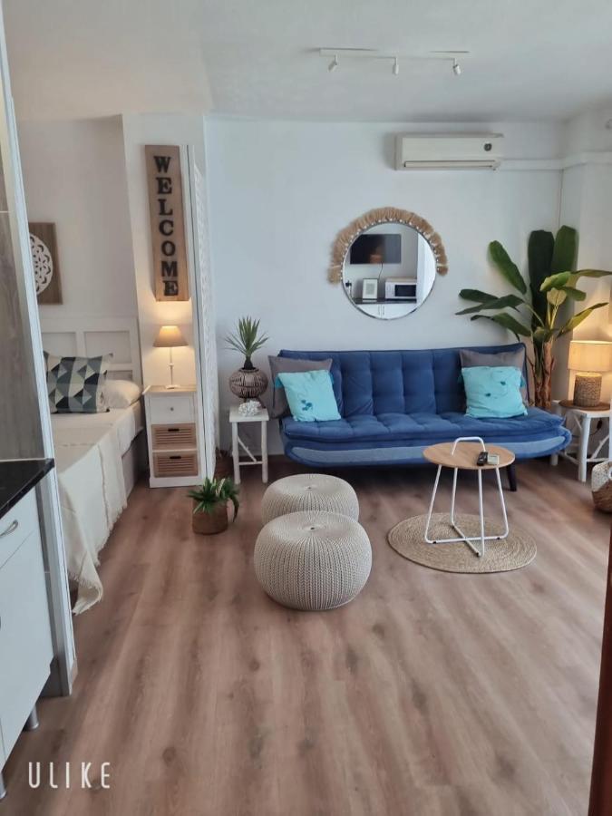Fuengirola Apartment Carvajal Front Line Primera Linea Esterno foto