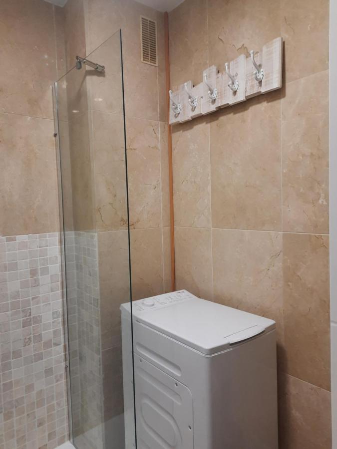 Fuengirola Apartment Carvajal Front Line Primera Linea Esterno foto
