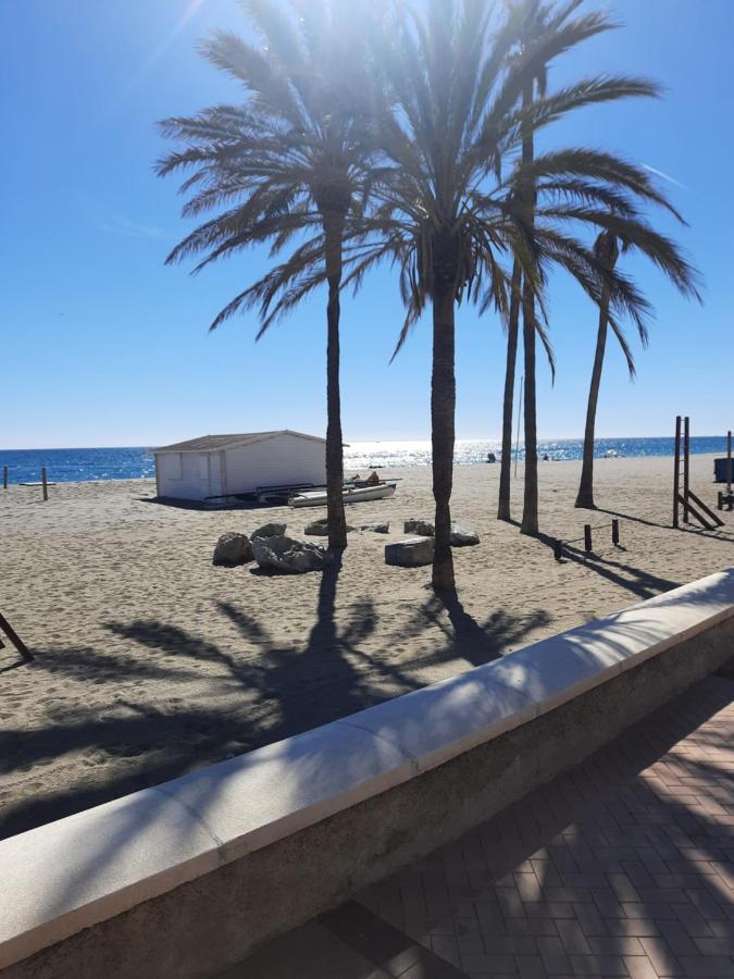 Fuengirola Apartment Carvajal Front Line Primera Linea Esterno foto